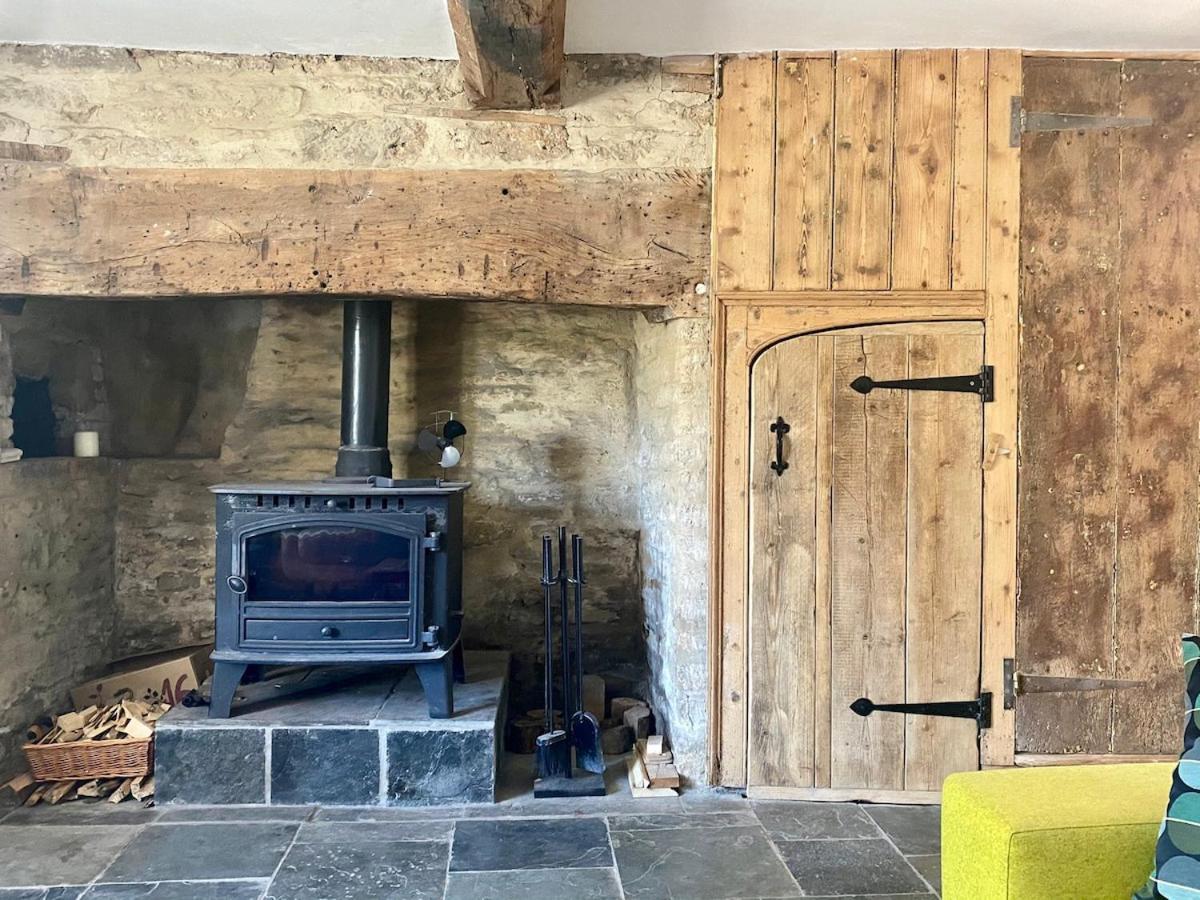 The Explorers Rest - Cottage - Frome Buckland Dinham المظهر الخارجي الصورة
